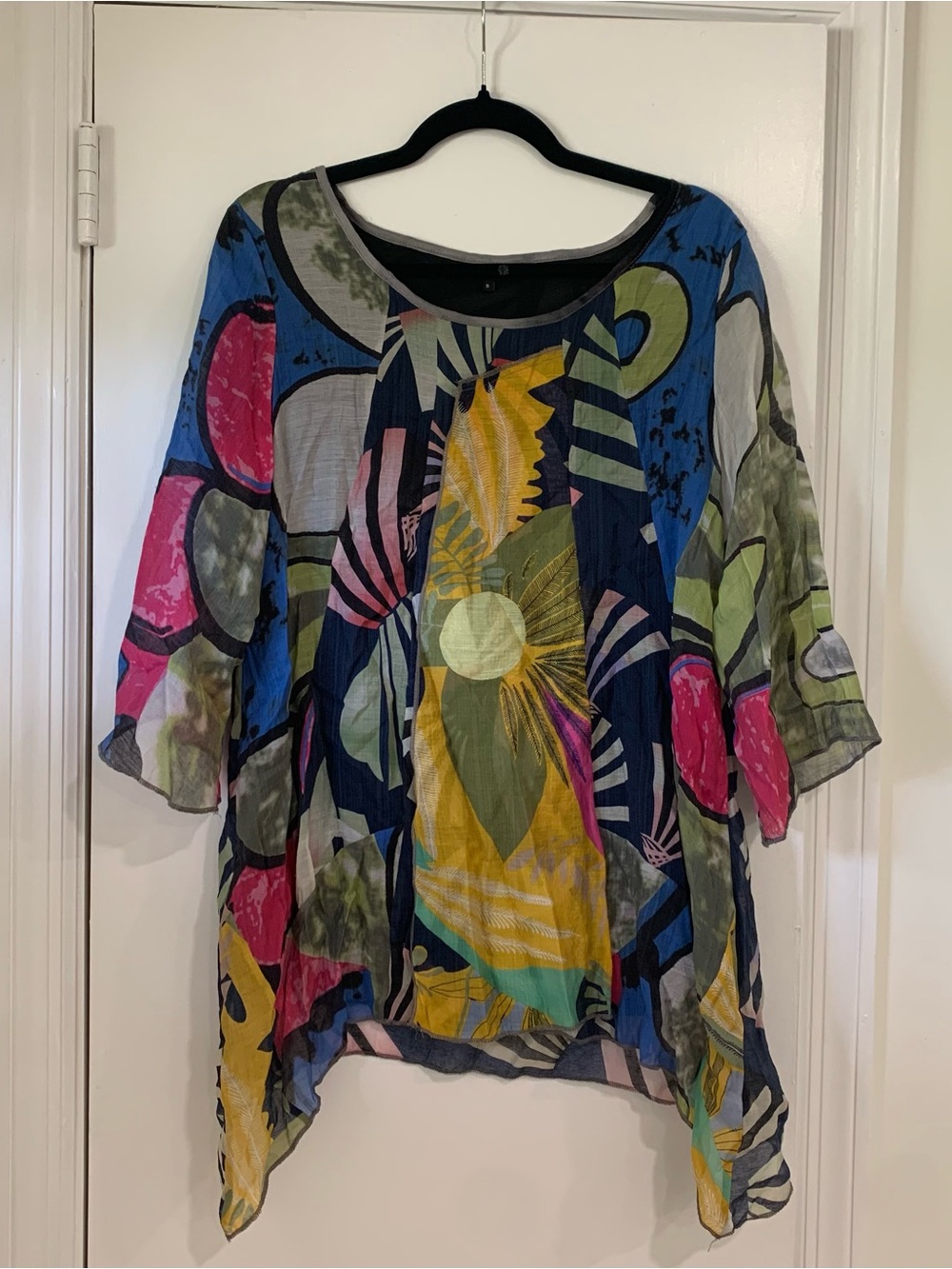 Abstract Art Tunic Top Sheer Handkerchief Hem Boho Artsy Lightweight‎ Blouse S